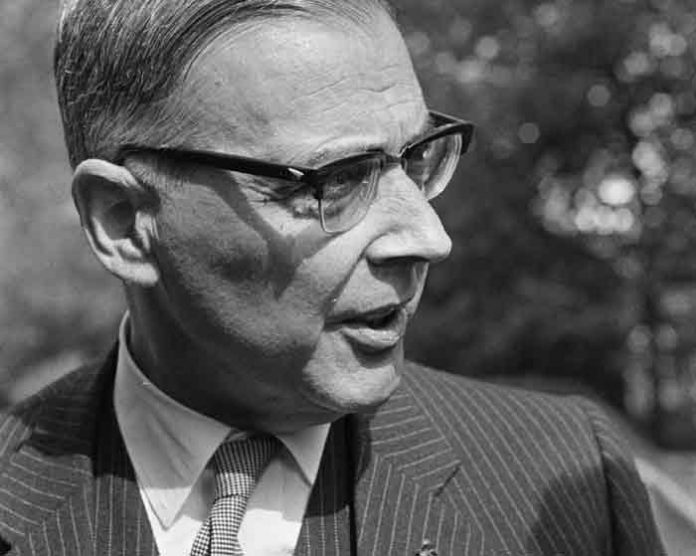 van-hall-anefo-ron-kroon-cc-3a Gijs van Hall (1904-1977)