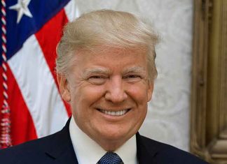 Donald Trump – Fire and Fury Donald Trump Fire and Fury recensie