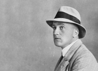 Literair wandelen door Nijmegen met Wim Huijser