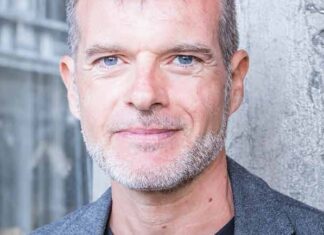 Internationaal Theater Amsterdam brengt het bio-drama de Lehman Trilogy op de planken