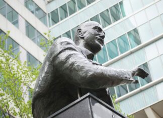 Leonard Ornstein schrijft de biografie van Pim Fortuyn. ‘Ik broed op een plan B voor Volkert van der G.’