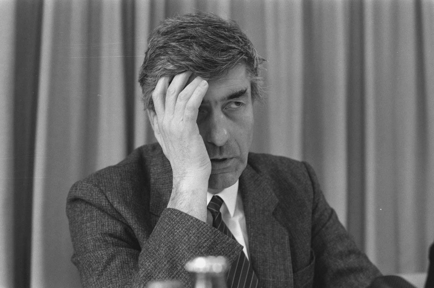 Johan van Merriënboer schrijft de biografie van CDA-premier Ruud