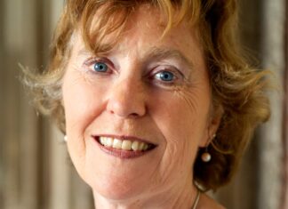 Biografe Jacqueline Oskamp over Louis Andriessen: “Het enige wat bij hem echt diep zat, was de muziek”